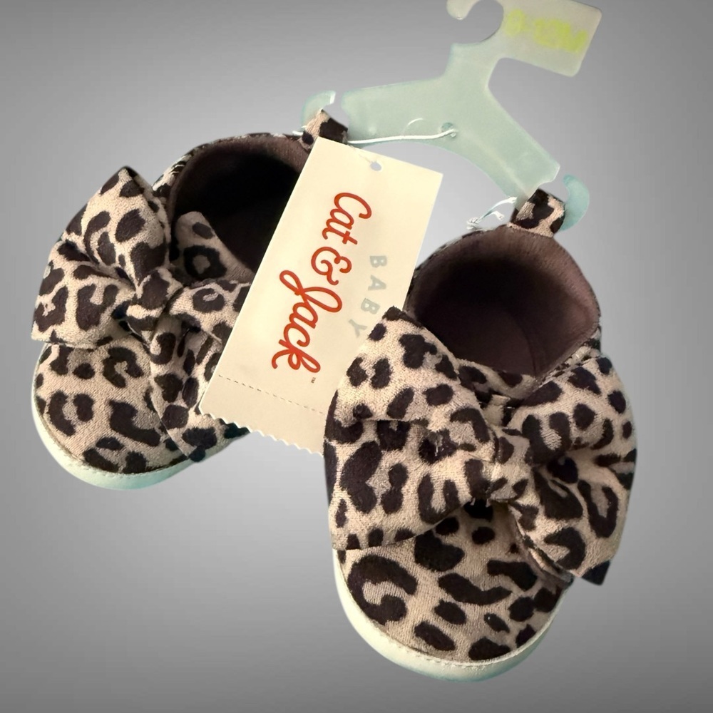 Cat & Jack Baby Leopard Bow Moccasins 9–12M Soft Sole Crib Shoes NWT - Picture 2 of 10